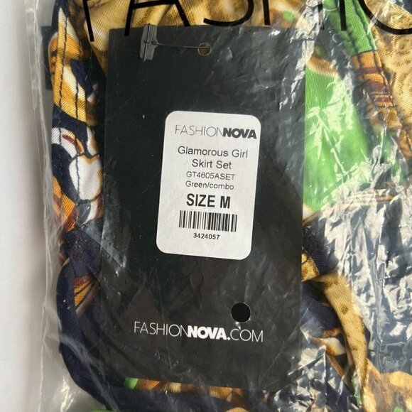 Fashion Nova Glamorous Girl Skirt 2pcs Set - Green/Combo. Size: M. NWT - Picture 3 of 7